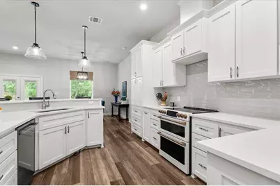 110 W Keamuku Court, Bastrop, TX 78602 - Photo 15