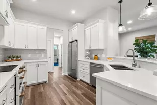 110 W Keamuku Ct, Bastrop, TX 78602 - Photo 13