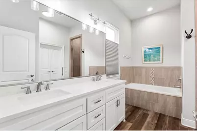 110 W Keamuku Court, Bastrop, TX 78602 - Photo 19