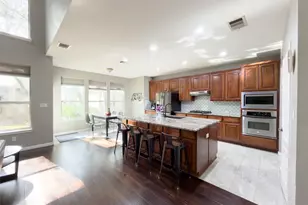 10012 Royal New Kent Dr, Austin, TX 78717 - Photo 7