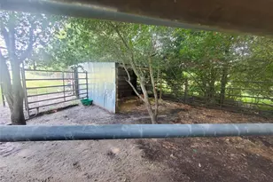 105 Red Tip Ln, Brenham, TX 77833 - Photo 31