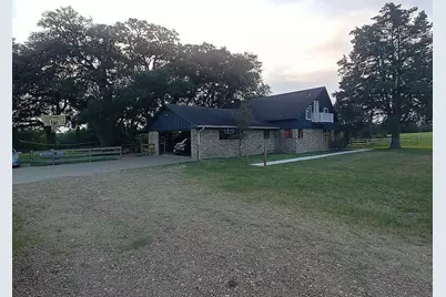 105 Red Tip Lane, Brenham, TX 77833 - Photo 7
