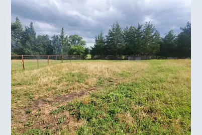 105 Red Tip Lane, Brenham, TX 77833 - Photo 5