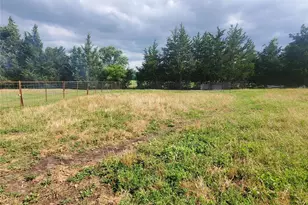 105 Red Tip Ln, Brenham, TX 77833 - Photo 5