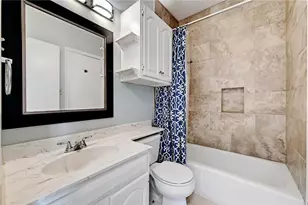 203 E 31st St, Austin, TX 78705 - Photo 5