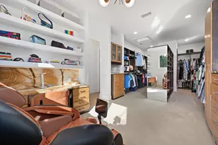 2406 Pemberton Pkwy, Austin, TX 78703 - Photo 21