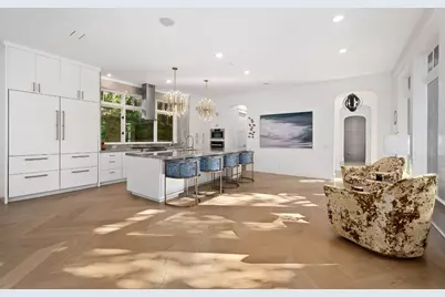 2406 Pemberton Parkway, Austin, TX 78703 - Photo 9