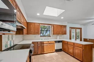 302 Mesa Dr, Wimberley, TX 78676 - Photo 13