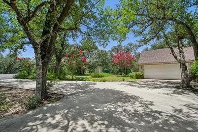 302 Mesa Drive, Wimberley, TX 78676 - Photo 3