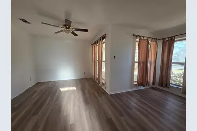 10909 Hillside Oak Lane, Austin, TX 78750 - Photo 11