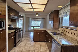 10909 Hillside Oak Ln, Austin, TX 78750 - Photo 5