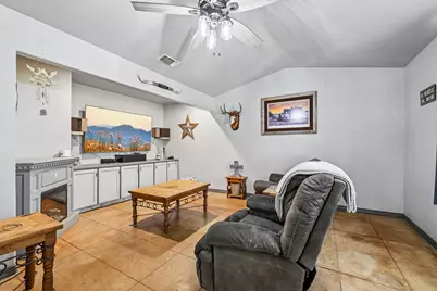611 Magnolia Lane, Cottonwood Shores, TX 78657 - Photo 25