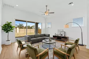 227 Kingswood Dr, Bastrop, TX 78602 - Photo 3