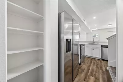 230 Debus Drive #109B, Taylor, TX 76574 - Photo 7