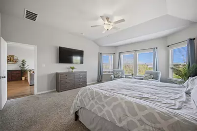 904 View Drive, Georgetown, TX 78628 - Photo 13