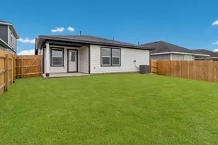 350 San Juan Trl, Bastrop, TX 78602 - Photo 15