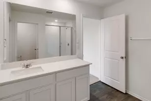 350 San Juan Trl, Bastrop, TX 78602 - Photo 9