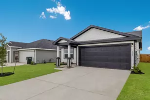 350 San Juan Trl, Bastrop, TX 78602 - Photo 3