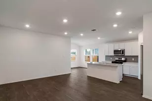 350 San Juan Trl, Bastrop, TX 78602 - Photo 7