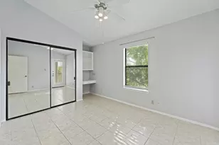 106 E 30th St, Austin, TX 78705 - Photo 31