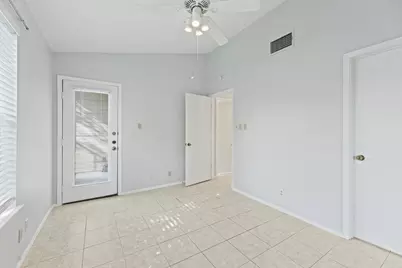 106 E 30th Street #308, Austin, TX 78705 - Photo 27