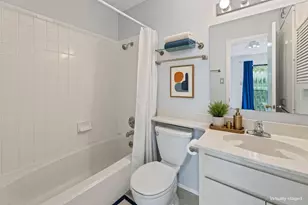 106 E 30th St, Austin, TX 78705 - Photo 25