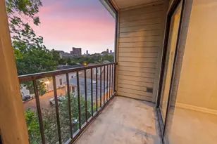 106 E 30th St, Austin, TX 78705 - Photo 37