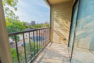 106 E 30th St, Austin, TX 78705 - Photo 29