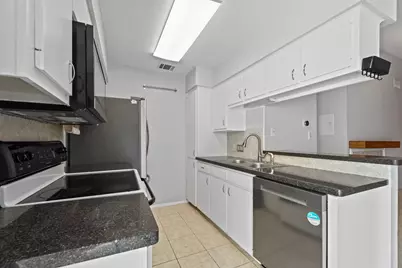 106 E 30th Street #308, Austin, TX 78705 - Photo 15