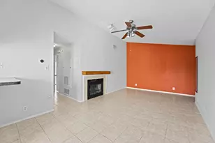 106 E 30th St, Austin, TX 78705 - Photo 9