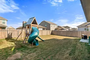 218 Summit Dr, Lockhart, TX 78644 - Photo 29