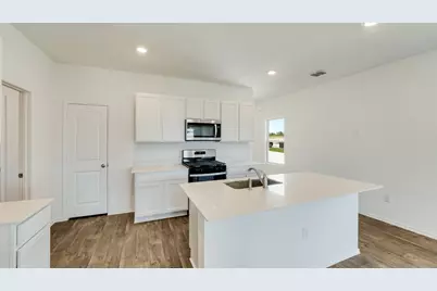 12110 Pike Bend, Mustang Ridge, TX 78610 - Photo 5