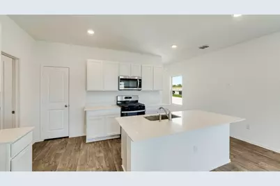 12110 Pike Bend, Mustang Ridge, TX 78610 - Photo 7