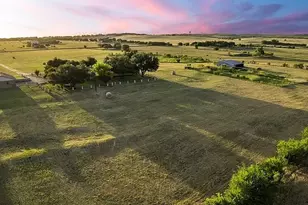 3739 S Fm 2184, Rogers, TX 76569 - Photo 17