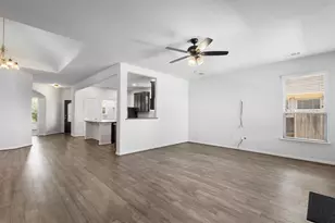 497 Esperanza Dr, Buda, TX 78610 - Photo 5