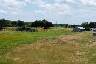 174 Wilson Rd, Elgin, TX 78621 - Photo 23