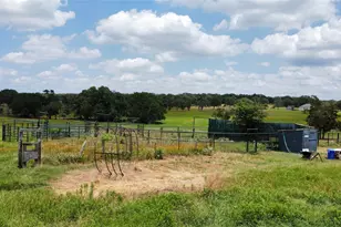 174 Wilson Rd, Elgin, TX 78621 - Photo 9