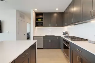 1600 S 1st St, Austin, TX 78704 - Photo 11