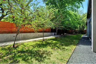 1600 S 1st Street #403, Austin, TX 78704 - Photo 31