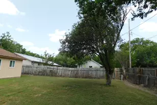 1902 Aberdeen Dr, Round Rock, TX 78664 - Photo 5