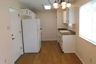 1902 Aberdeen Dr, Round Rock, TX 78664 - Photo 9