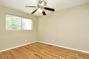 604 Franklin Blvd, Austin, TX 78751 - Photo 11