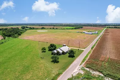 1465 County Road 436, Thrall, TX 76578 - Photo 25