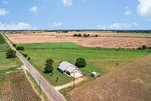 1465 Co Rd 436, Thrall, TX 76578 - Photo 25