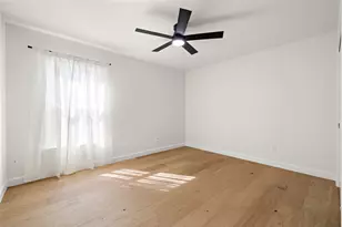 8102 Burrell Dr, Austin, TX 78757 - Photo 23