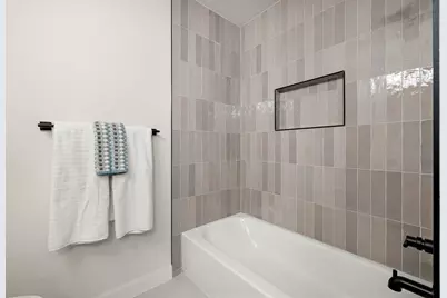 8102 Burrell Drive, Austin, TX 78757 - Photo 27