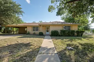 1615 Park Ln, Georgetown, TX 78628 - Photo 3