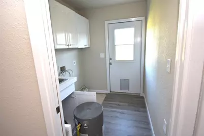 609 Nomad Drive, Spicewood, TX 78669 - Photo 15