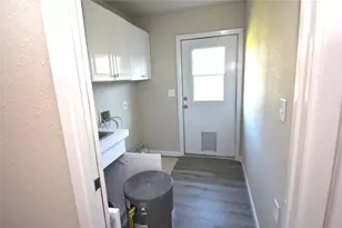 609 Nomad Dr, Spicewood, TX 78669 - Photo 15