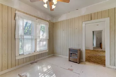 1104 E Umlang Street, Thorndale, TX 76577 - Photo 17